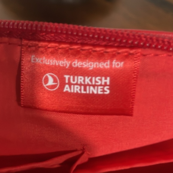 Ferragamo Turkish Airlines Amenity Bag - Picture 3 of 5